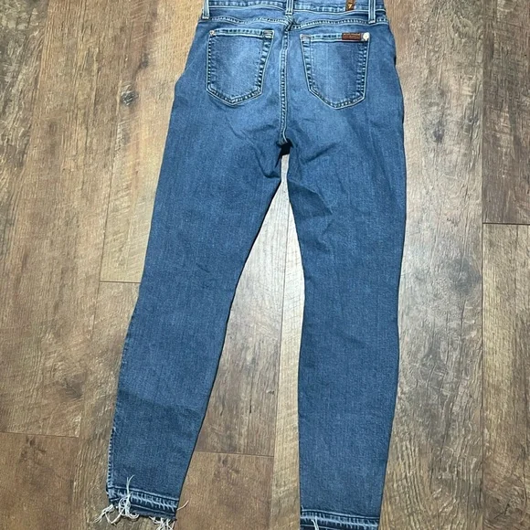 7 for all Mankind jeans - Picture 4 of 7
